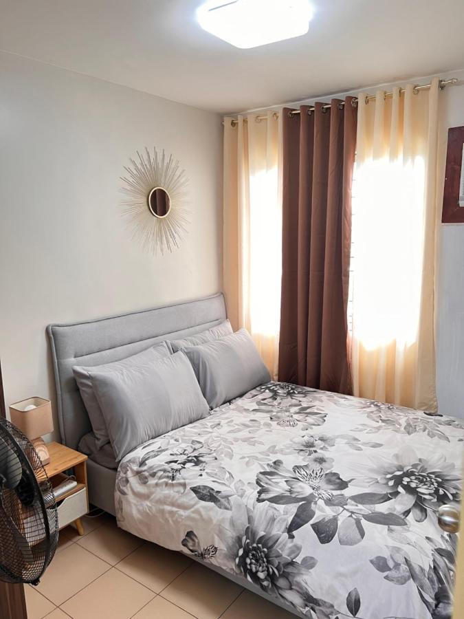 One Spatial Two Bedroom Condominium Unit With Pool And Gym Free Netflix And Wifi Илоило Экстерьер фото
